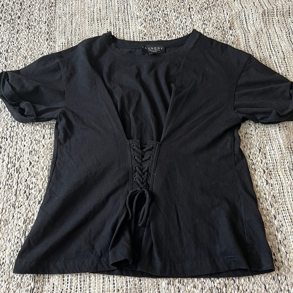 Laundry shirt with tie in front - Picture 1 of 1